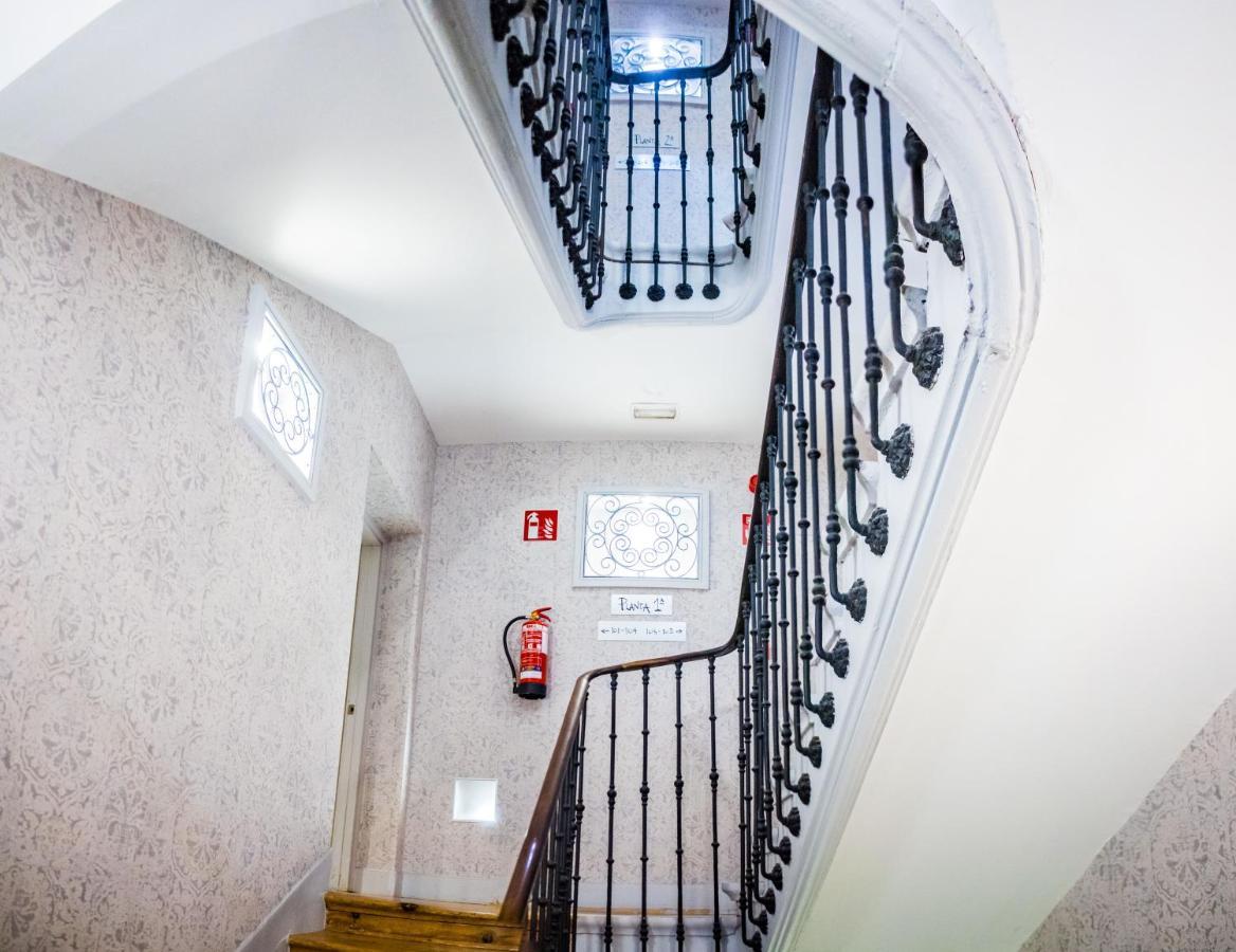 Hotel Meninas - Boutique Opera Madrid Exterior photo