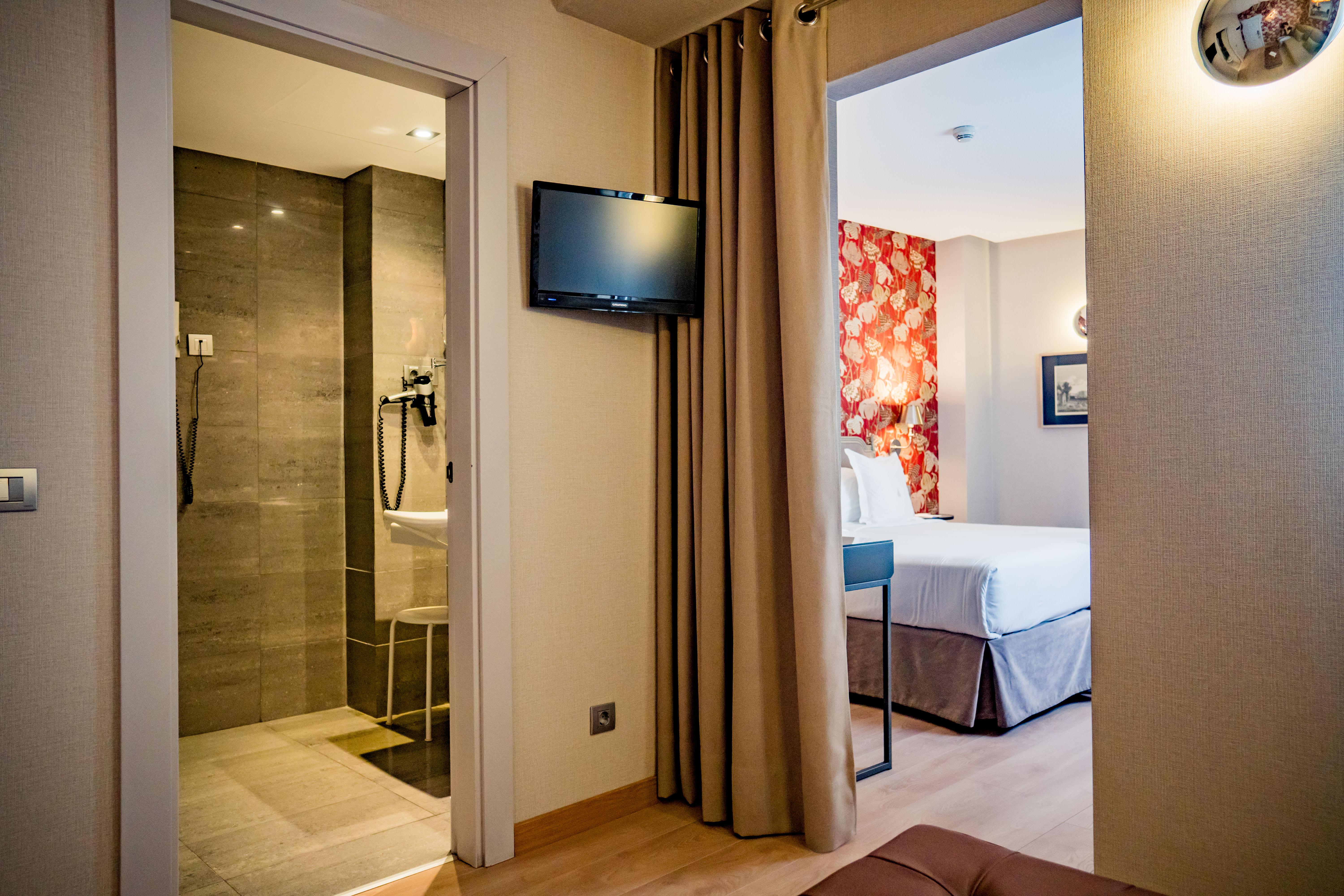 Hotel Meninas - Boutique Opera Madrid Exterior photo