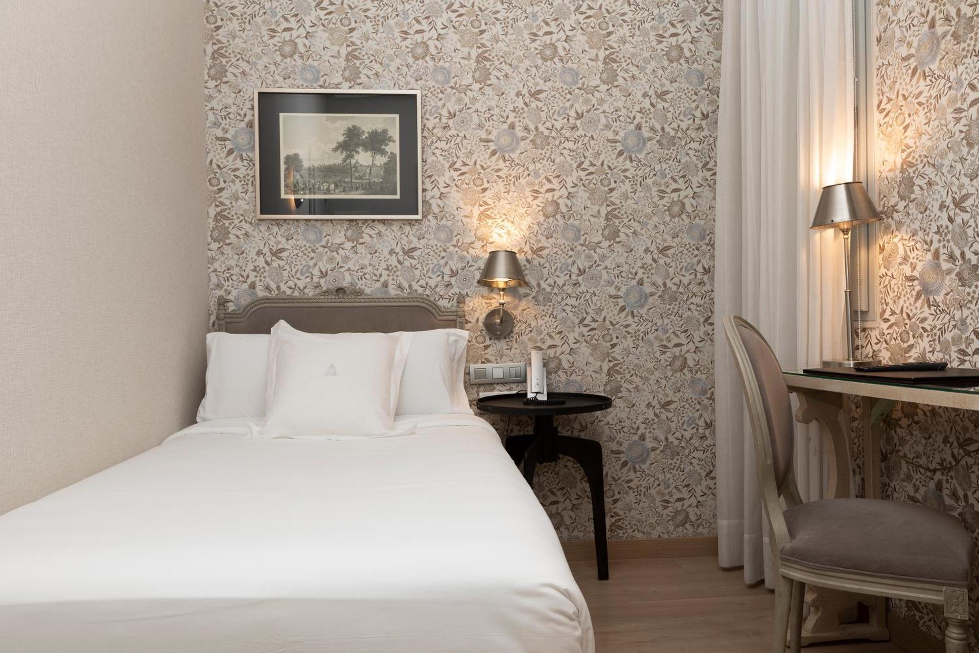 Hotel Meninas - Boutique Opera Madrid Exterior photo